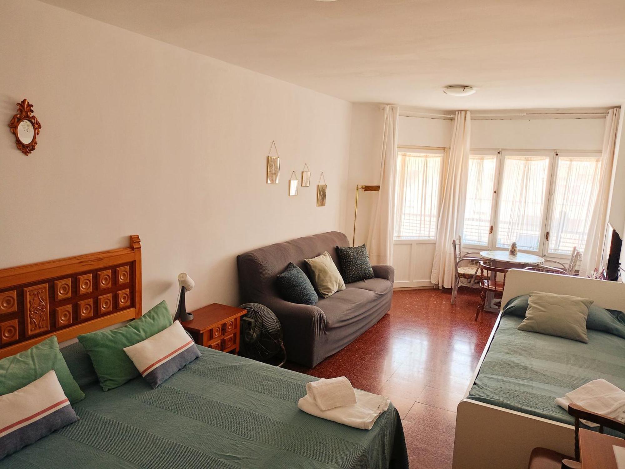 Pension Las Hojas Tudela Exterior photo